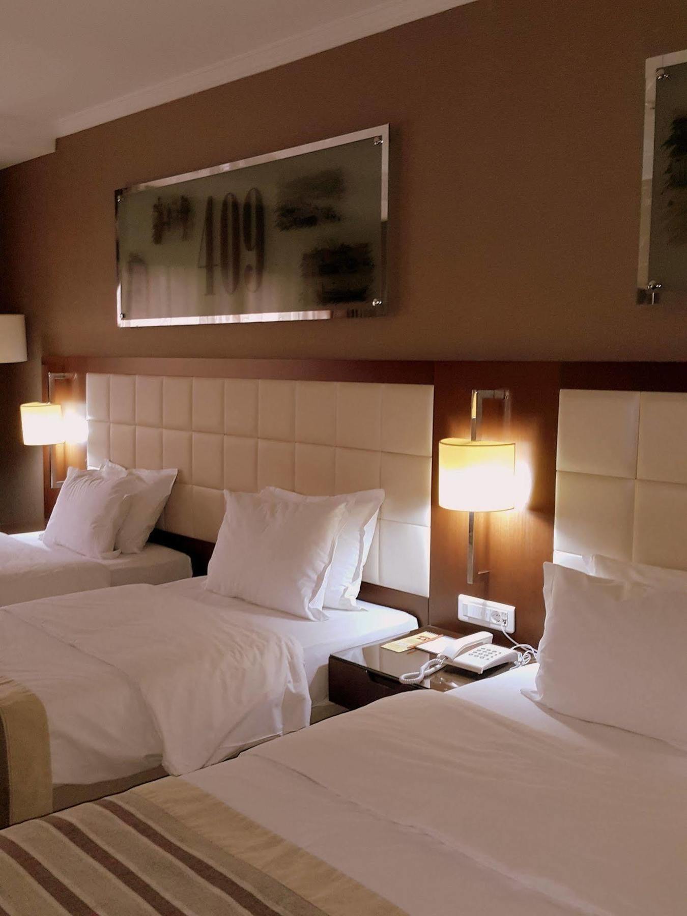 Kent Hotel Istambul Exterior foto